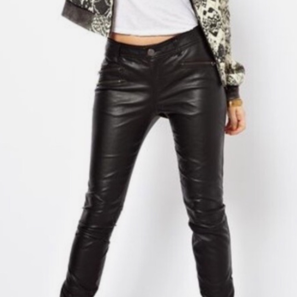 FREE PEOPLE VEGAN LEATHER SKINNY PANTS  SIZE 6